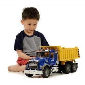 MACK Granite Dump Truck